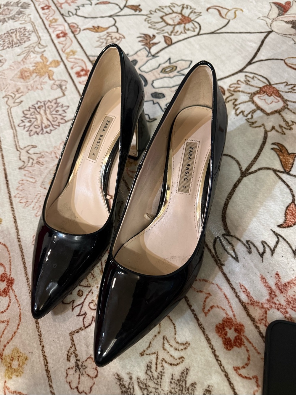 Zara Black Patent Pointed-Toe Pumps